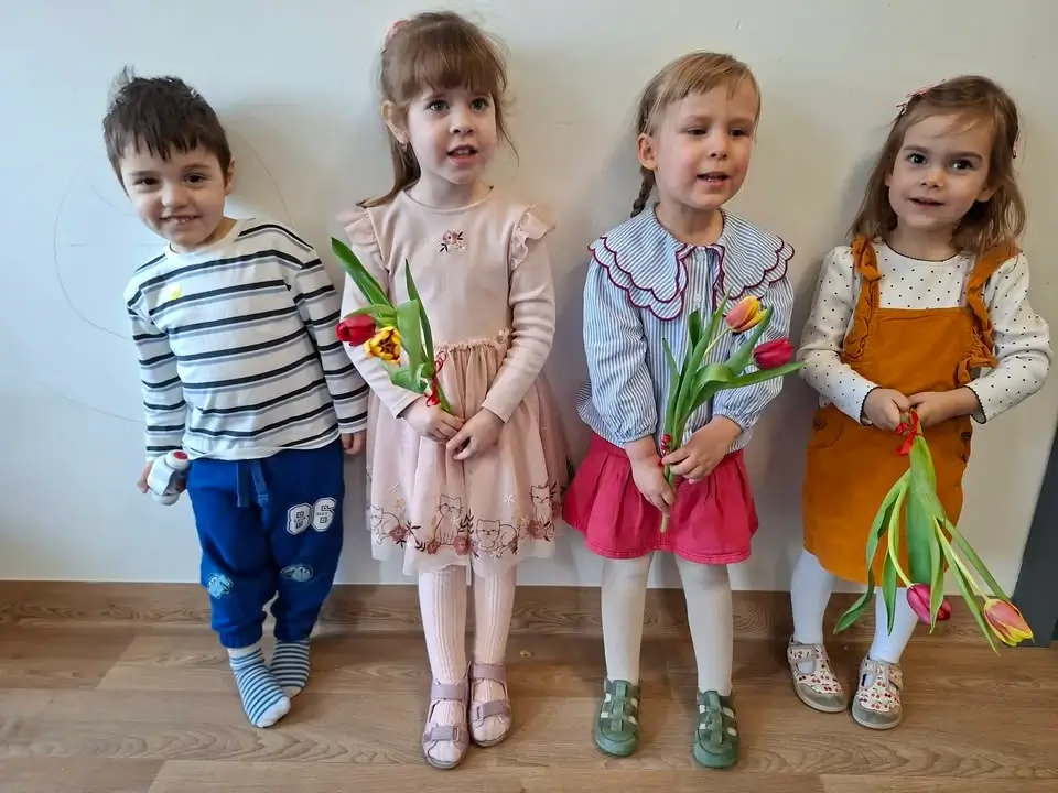 Dzień kobiet w przedszkolu Dzień kobiet w przedszkolu
