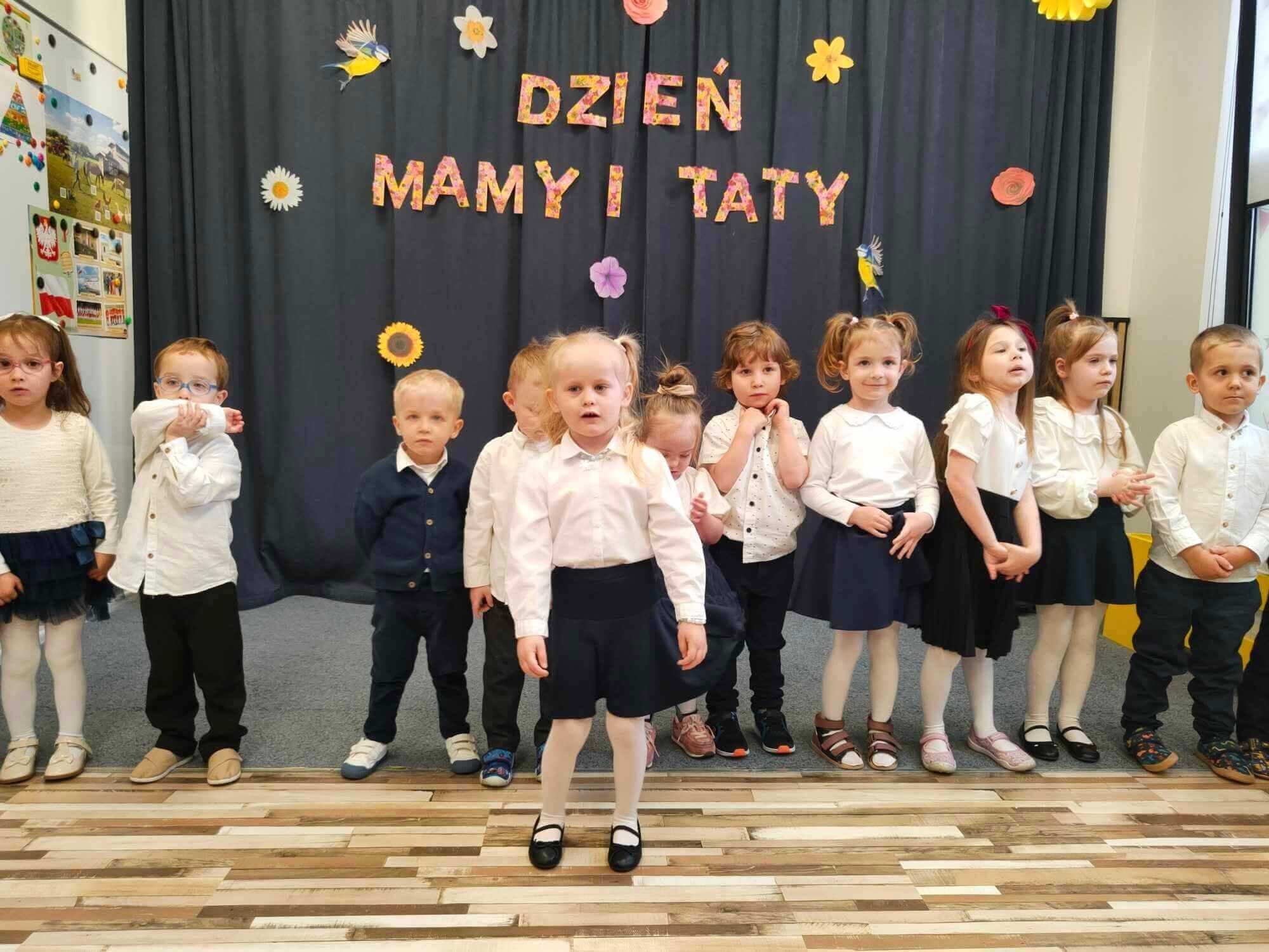 Dzieci w przedszkolu Magiczny Świat Dziecka — Rzeszów · Langiewicza Dzieci w przedszkolu Magiczny Świat Dziecka — Rzeszów · Langiewicza