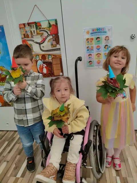 Liski z gotowymi jesiennymi krasnalami