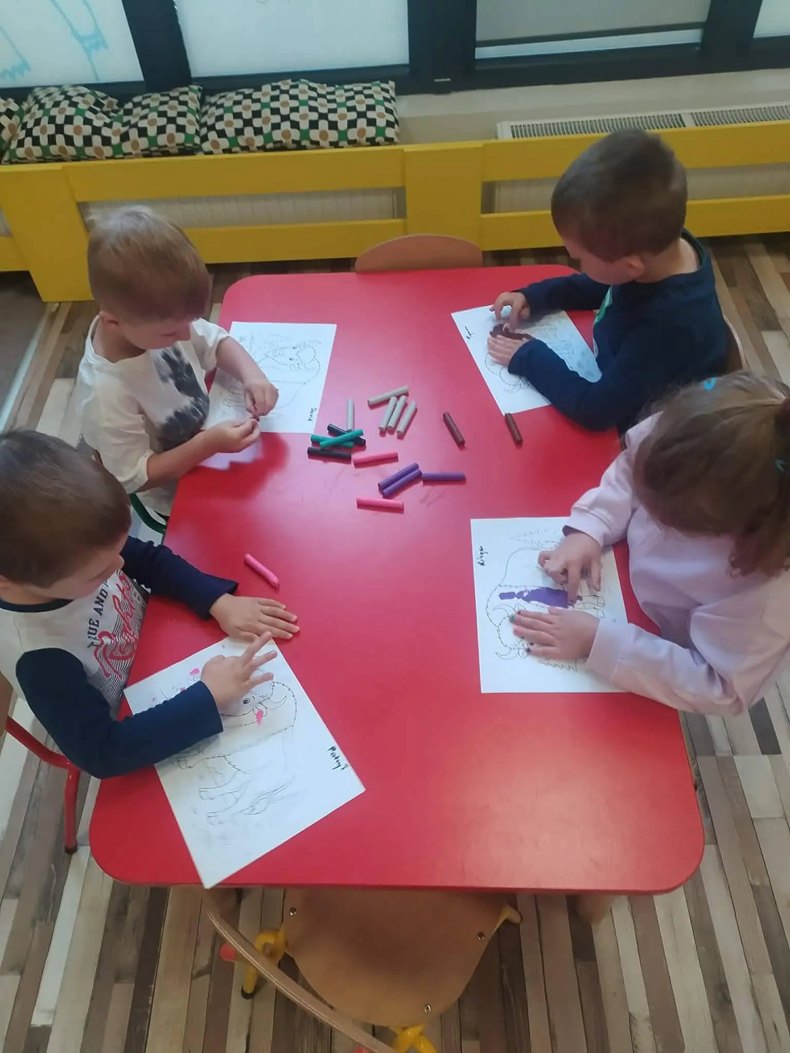 Dzieci poznają kulturę i tradycje Podlasia w przedszkolu – zdjęcie 17