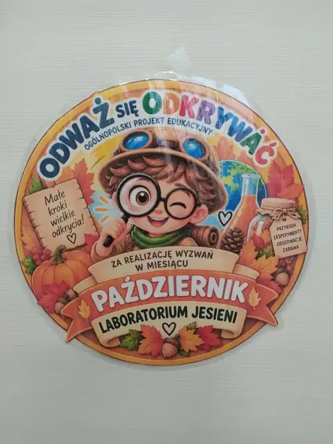 Plakat projektu Odważ się odkrywać – październik, Laboratorium Jesieni