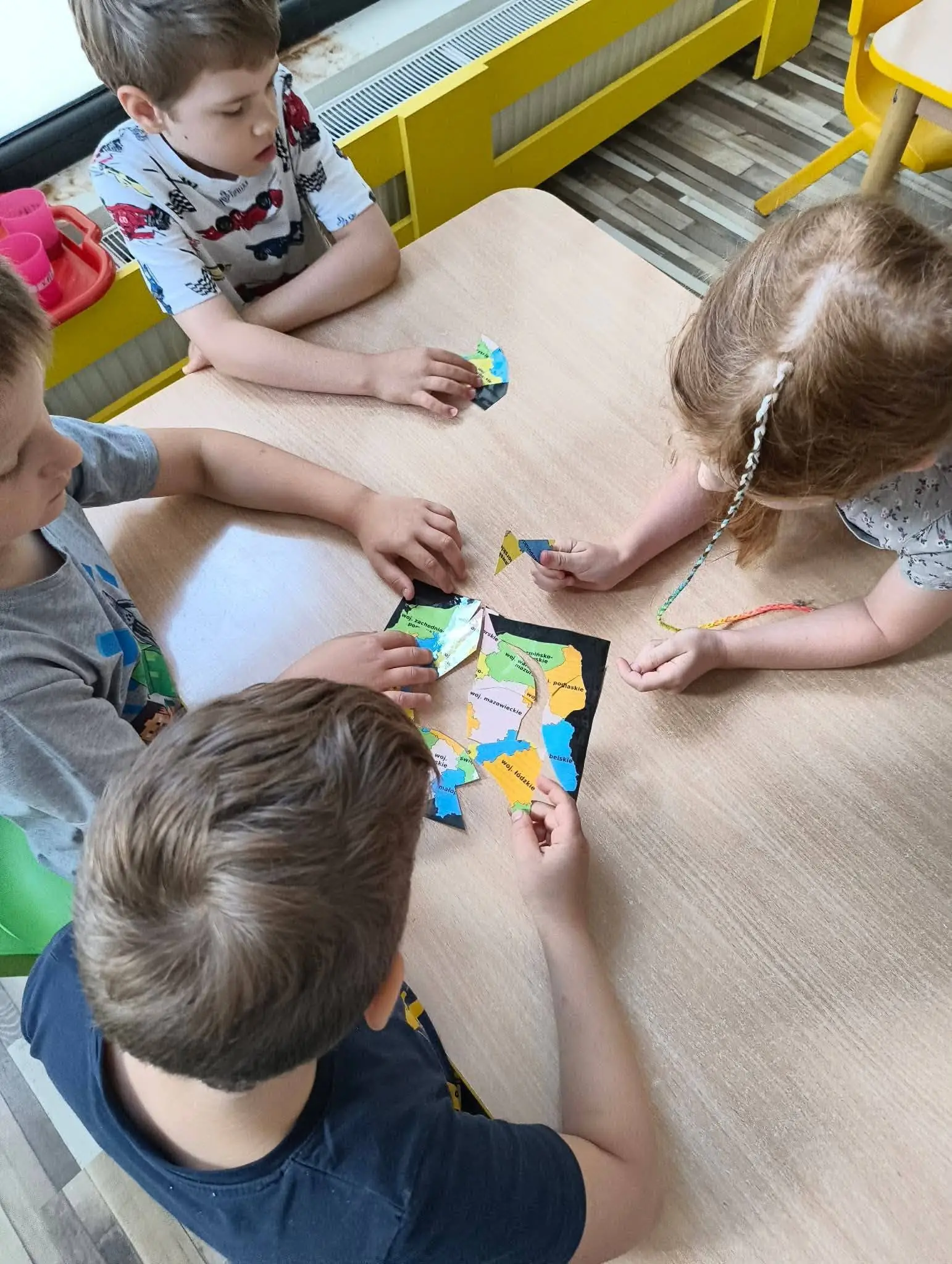 Tydzień ze Świętokrzyskiem w naszym przedszkolu — zdjęcie 1