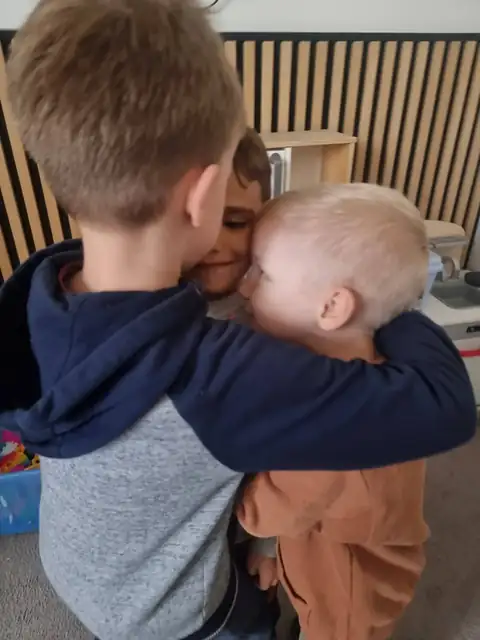 Urodzinowe uściski